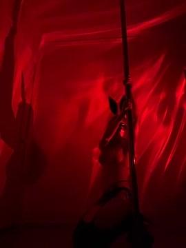 stripper_luna