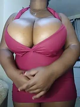 suckmyboobs12_