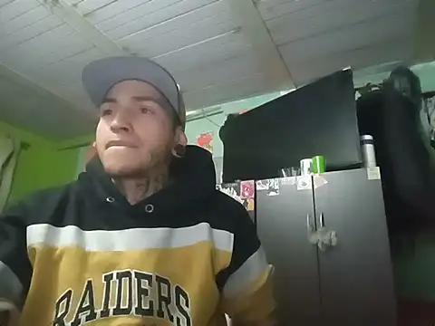 tattooedboyalone-1