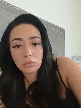 uk-Mia-monroe