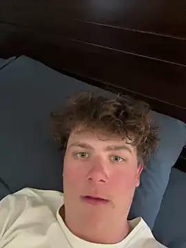 uncut_twink