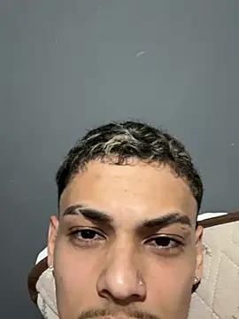 ylegal77