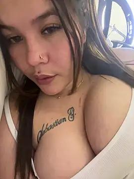 zoe_adhara