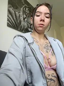 zoeelovee